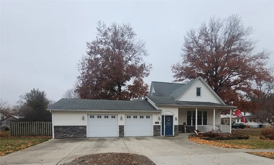 893 Short Avenue, Marengo, IA 52301 - Image #3