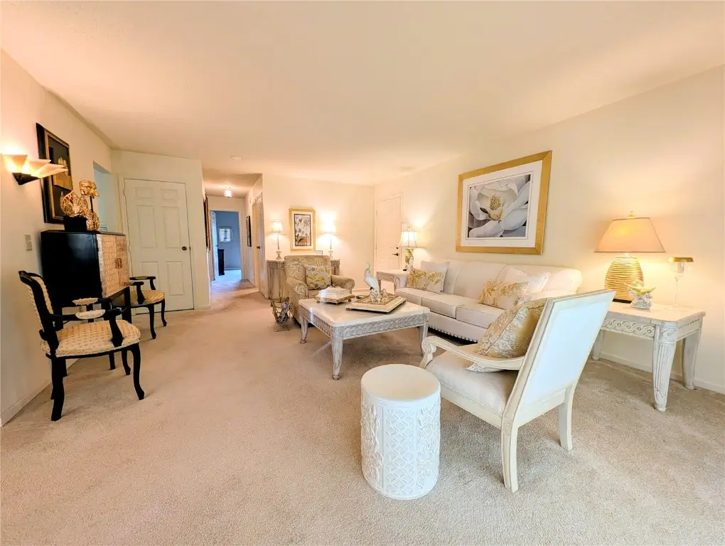 3707 Foxborough Terrace Ne #B, Cedar Rapids, IA 52402 - Image #1