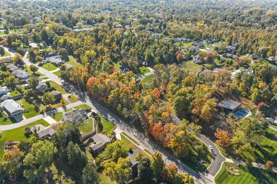 237 34th St Se, Cedar Rapids, IA 52403 - #2