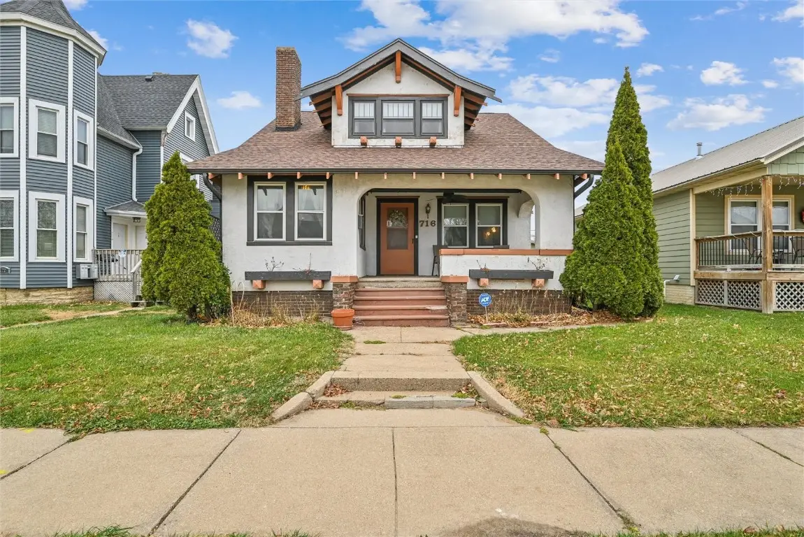 716 F Avenue Nw, Cedar Rapids, IA 52405 - Image #1