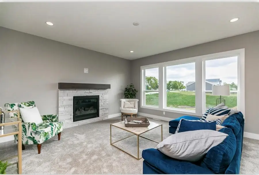 509 Grey Slate Drive Sw, Cedar Rapids, IA 52404 - Image #3