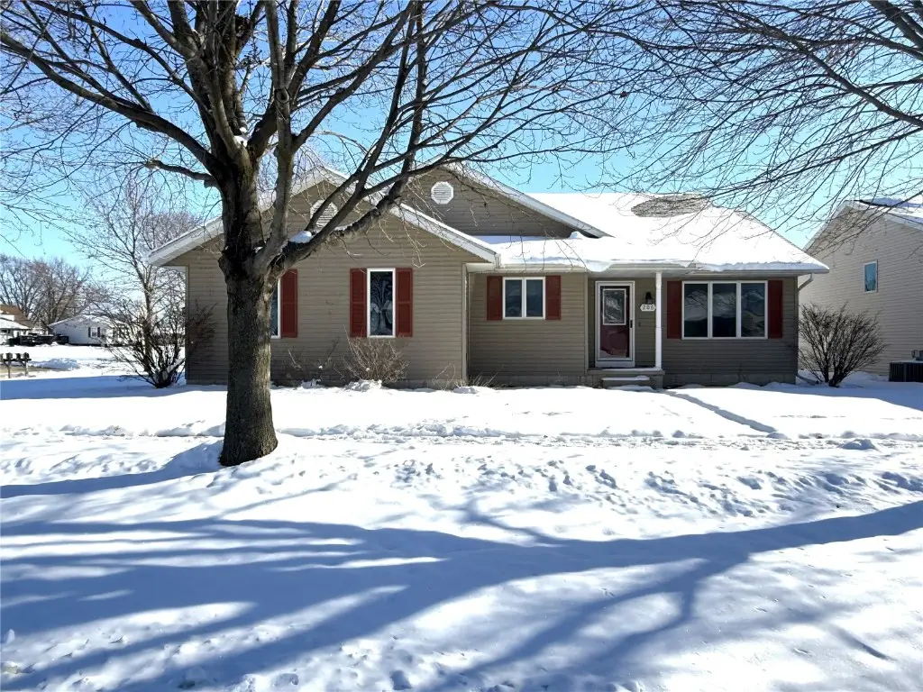 206 Lemon St, Tipton, IA 52772 - Image #1