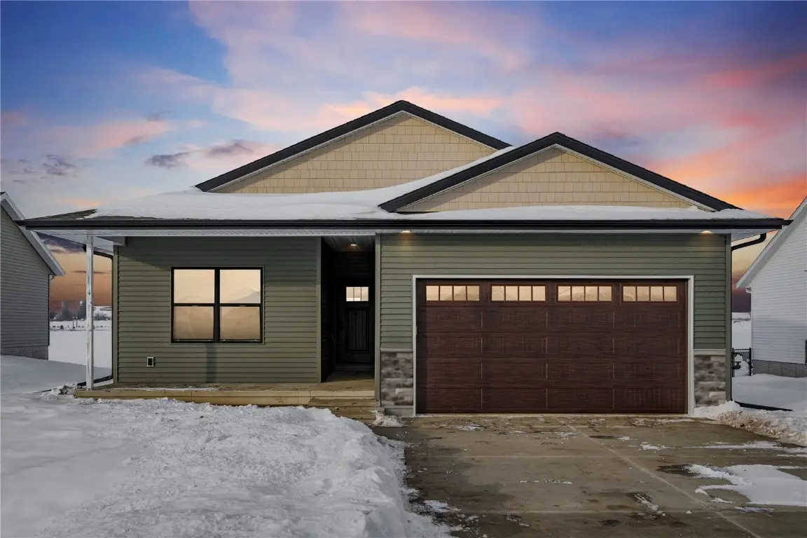 827 Indigo Drive, Palo, IA 52324 - Image #1