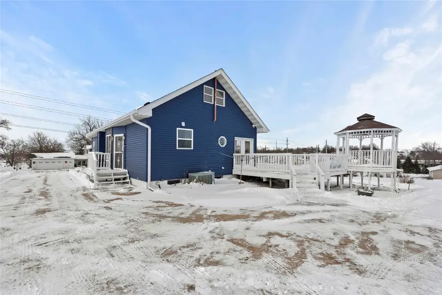 1005 13th Avenue, Belle Plaine, IA 52208 - Image #3