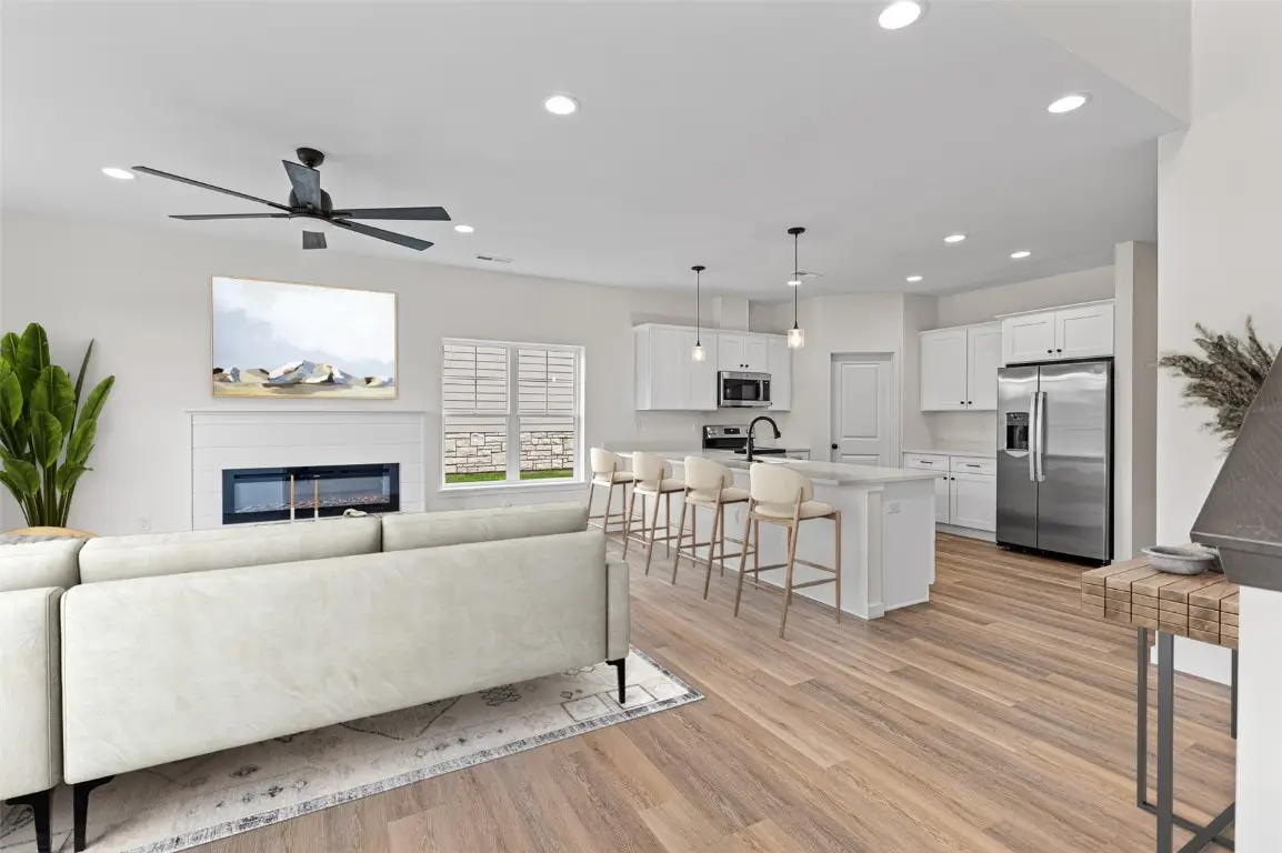 4671 Herbert Hoover Hwy #A,B,C, Iowa City, IA 52240 - #1