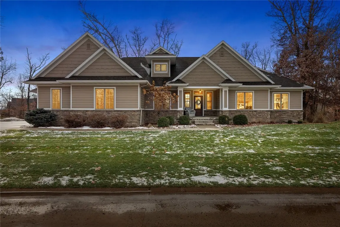 4801 Keystone Ridge Se, Cedar Rapids, IA 52403 - Image #1