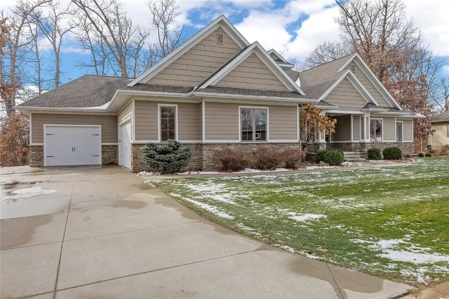 4801 Keystone Ridge Se, Cedar Rapids, IA 52403 - Image #2