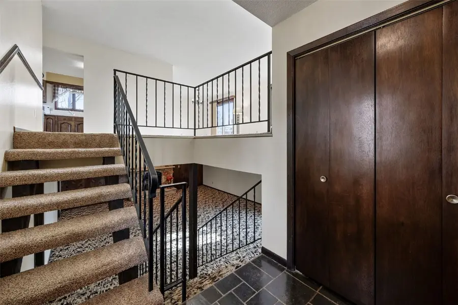 5871 Shiloh Lane, Cedar Rapids, IA 52411 - Image #2