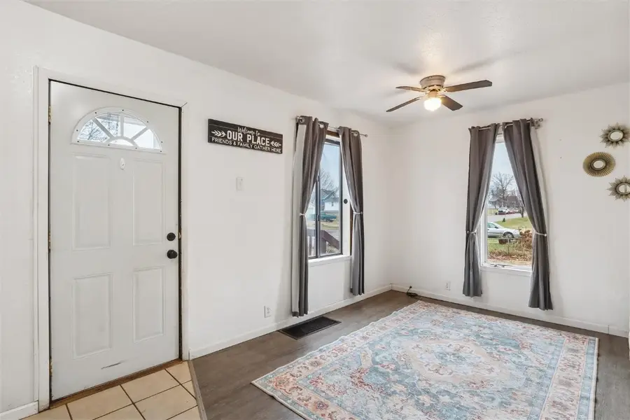 925 21st Avenue Sw, Cedar Rapids, IA 52404 - Image #3