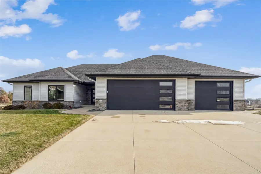 1044 Tramore Court, Marion, IA 52302 - Image #2