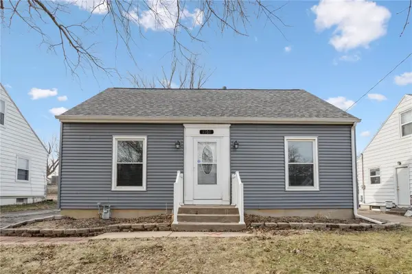 1101 33rd St Se, Cedar Rapids, IA 52403