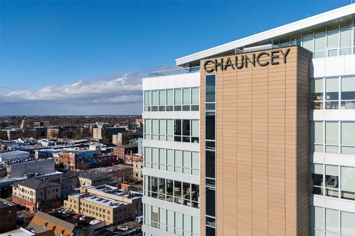 404 E College Street #1107, Iowa City, IA 52240 - Image #1