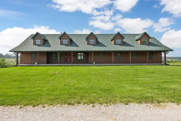 660 Garfield Road, West Branch, IA 52358