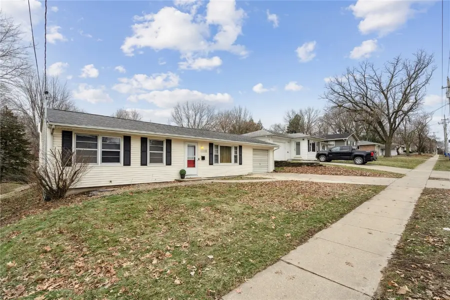 1237 Melrose Avenue, Iowa City, IA 52246 - #2