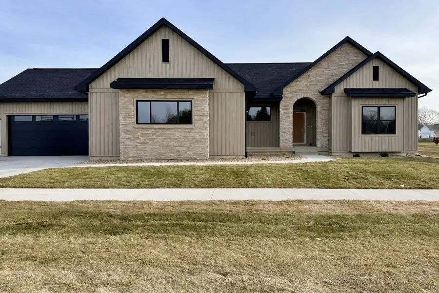 970 17th Ave Sw, Mount Vernon, IA 52314 - Image #2