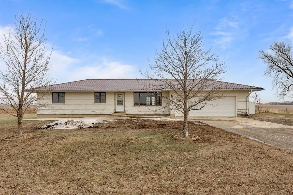 5905 Fairchild Road, Walker, IA 52352 - Image #1