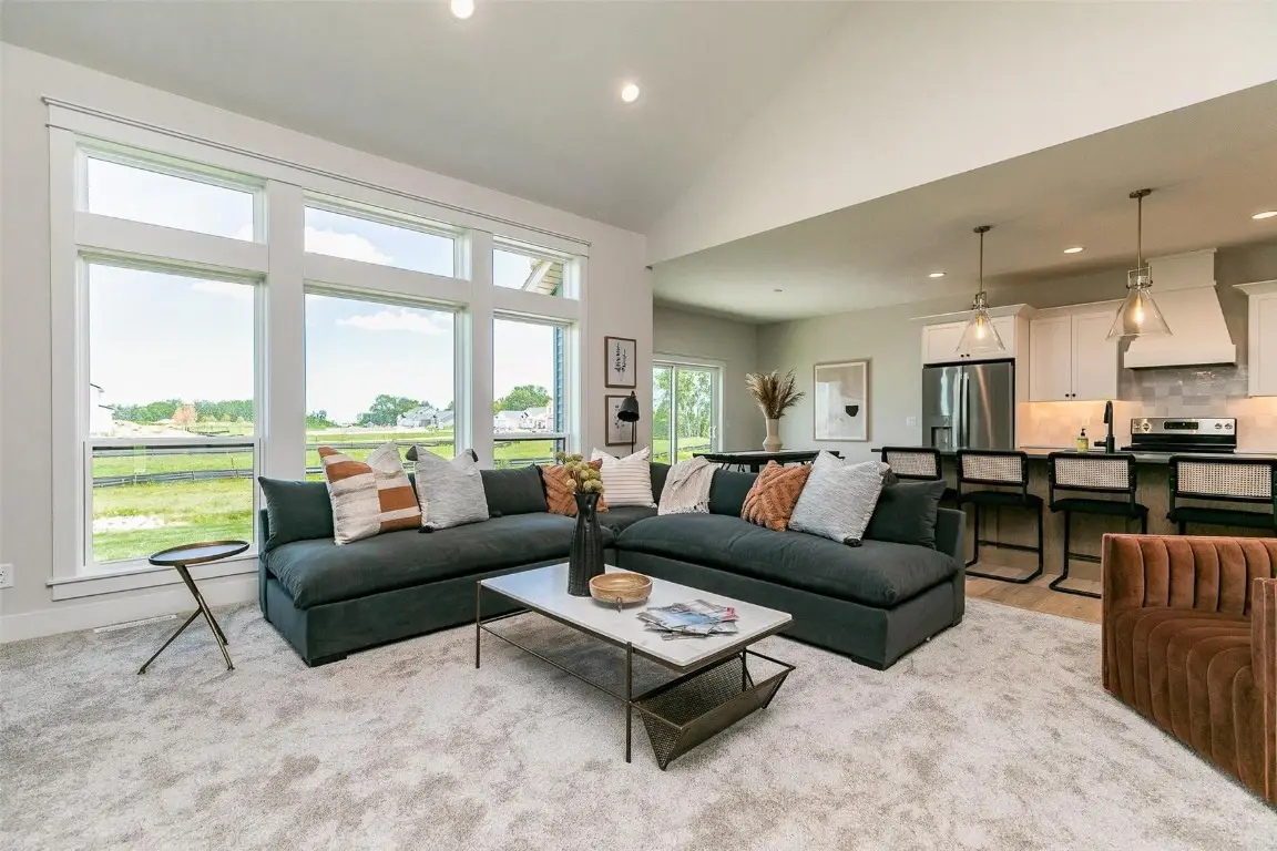 8750 Yeager Lane Ne, Cedar Rapids, IA 52402 - Image #1