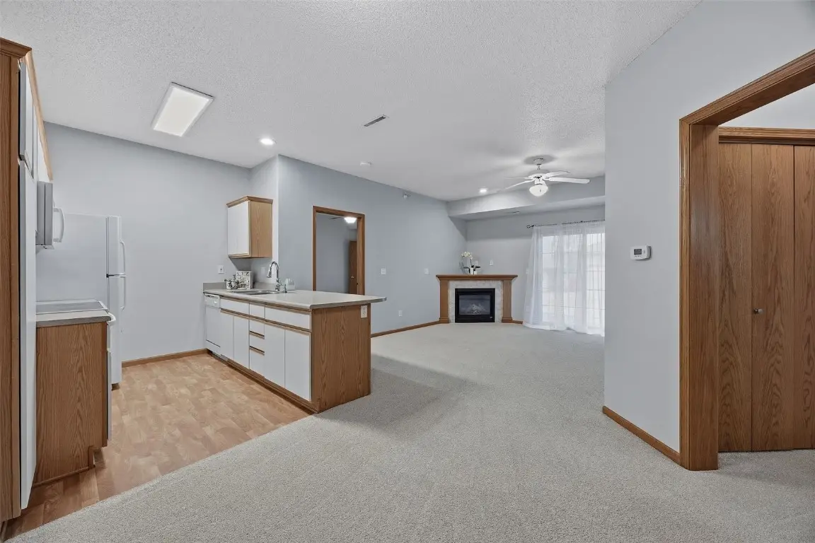 250 Cimarron Drive #108, Hiawatha, IA 52233 - Image #1