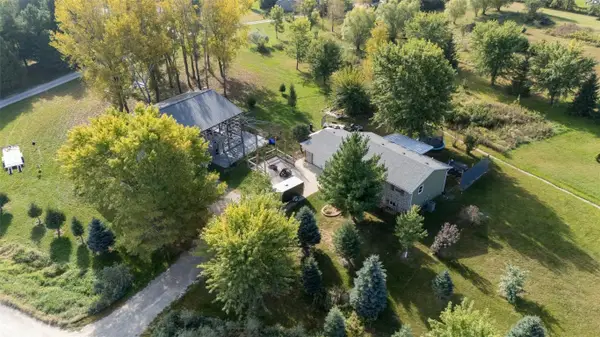 2866 60th Street, Vinton, IA 52349