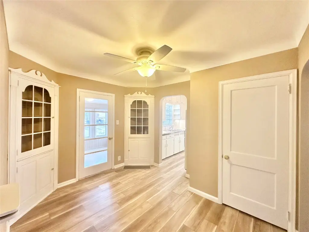 3018 E Avenue Ne, Cedar Rapids, IA 52402 - Image #1