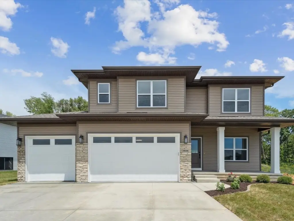 1517 Legend Drive, Tiffin, IA 52340 - Image #1