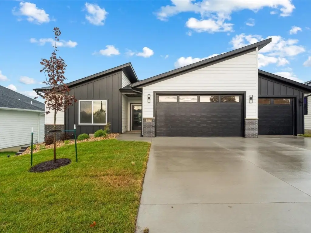 322 Sierra Trace, Coralville, IA 52241 - Image #1