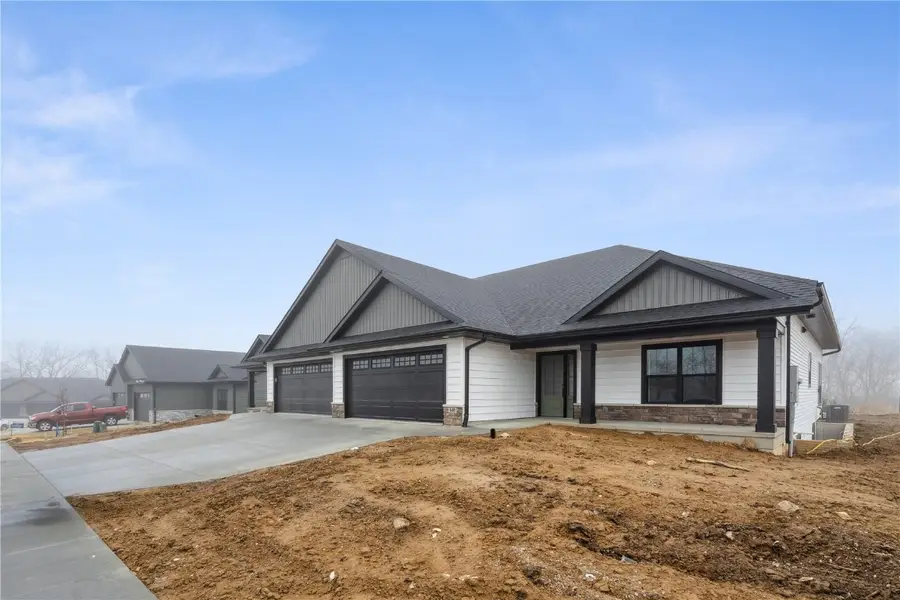 640 Maclan Court, Iowa City, IA 52246 - Image #2