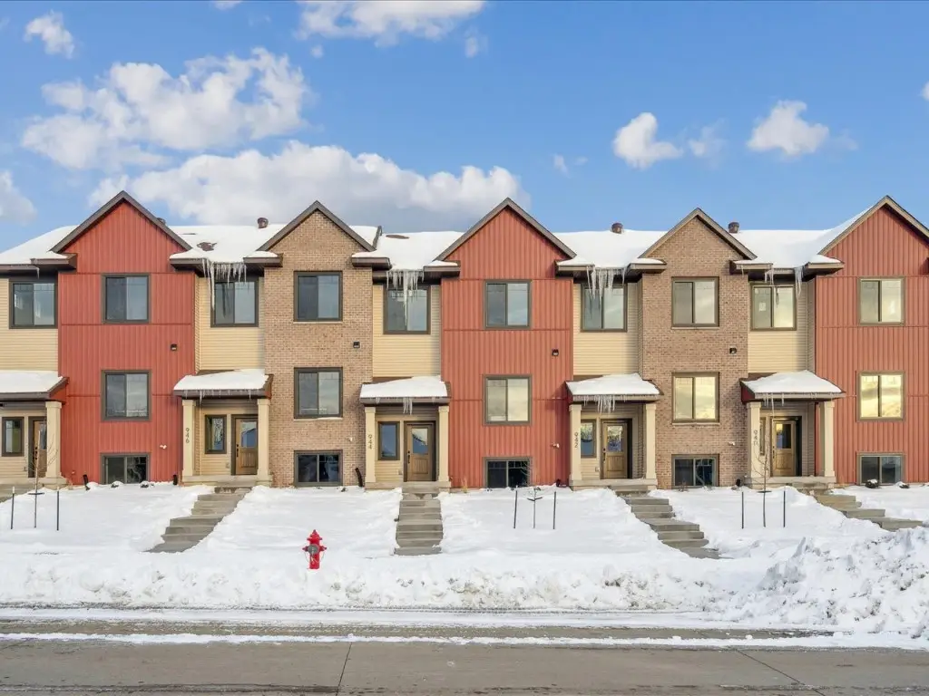 948 Dubs Drive, Iowa City, IA 52246 - Image #1