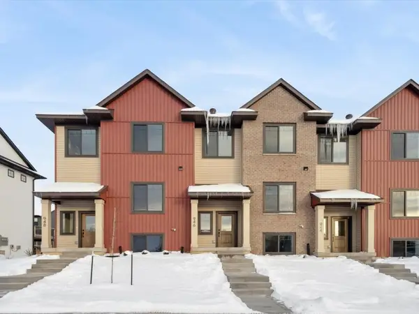 942 Dubs Drive, Iowa City, IA 52246