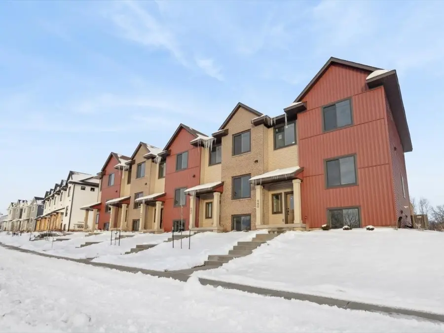 942 Dubs Drive, Iowa City, IA 52246 - Image #3