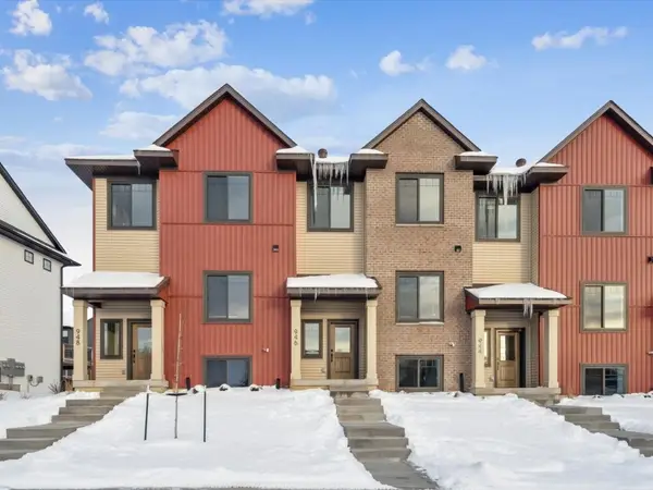 946 Dubs Drive, Iowa City, IA 52246