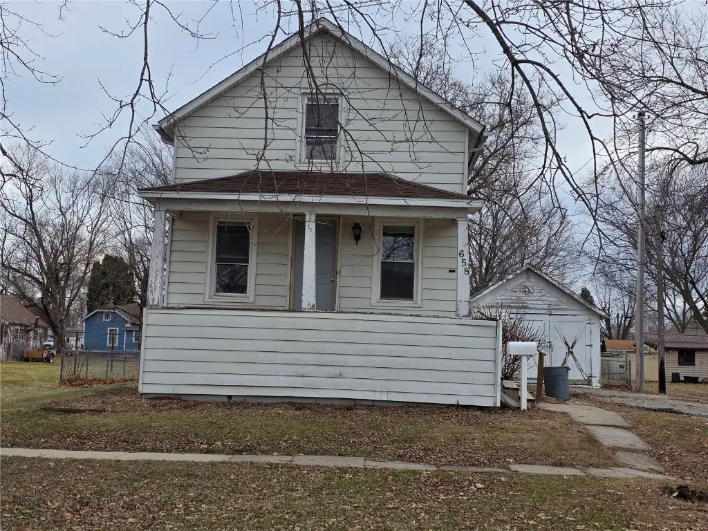 658 Marengo Avenue, Marengo, IA 52301 - Image #1