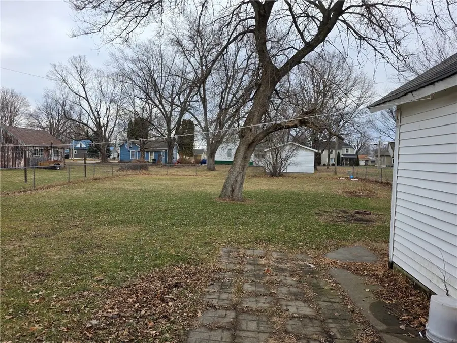 658 Marengo Avenue, Marengo, IA 52301 - Image #3