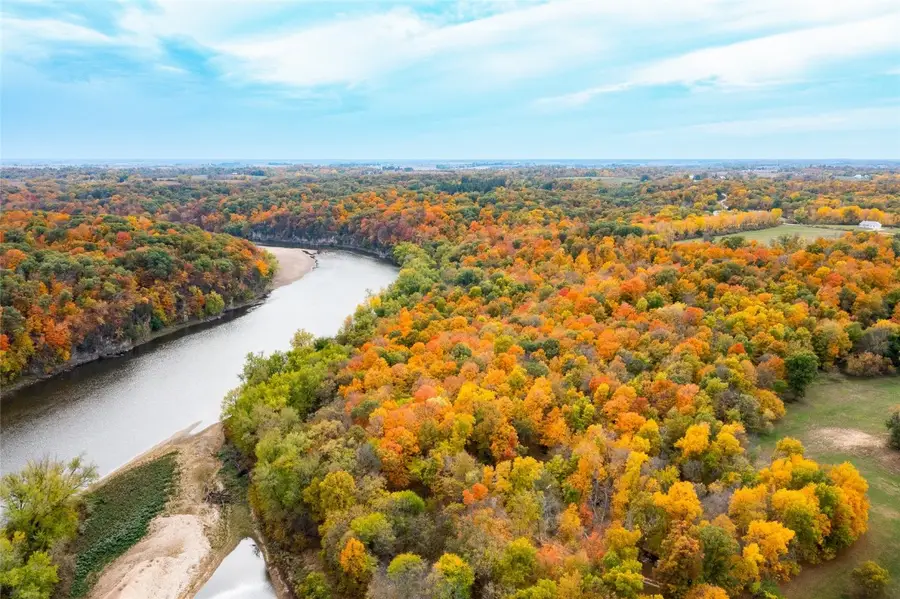 757 Palisades Access Road, Ely, IA 52227 - Image #2