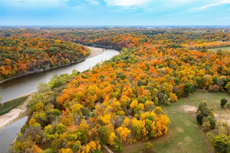 757 Palisades Access Road, Ely, IA 52227 - Image #3