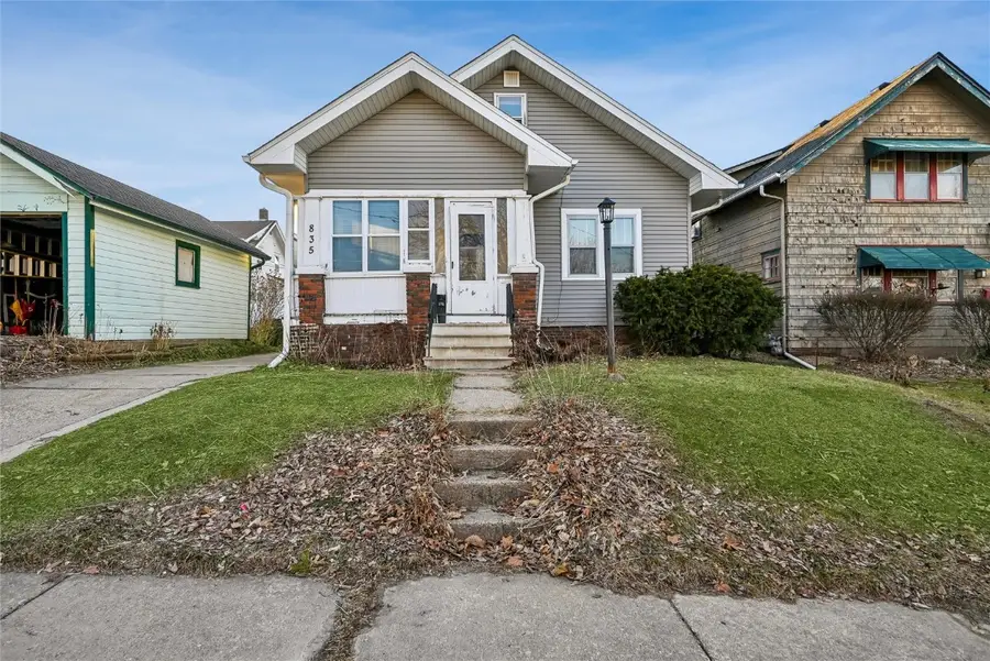 835 18th Street Se, Cedar Rapids, IA 52403 - Image #2