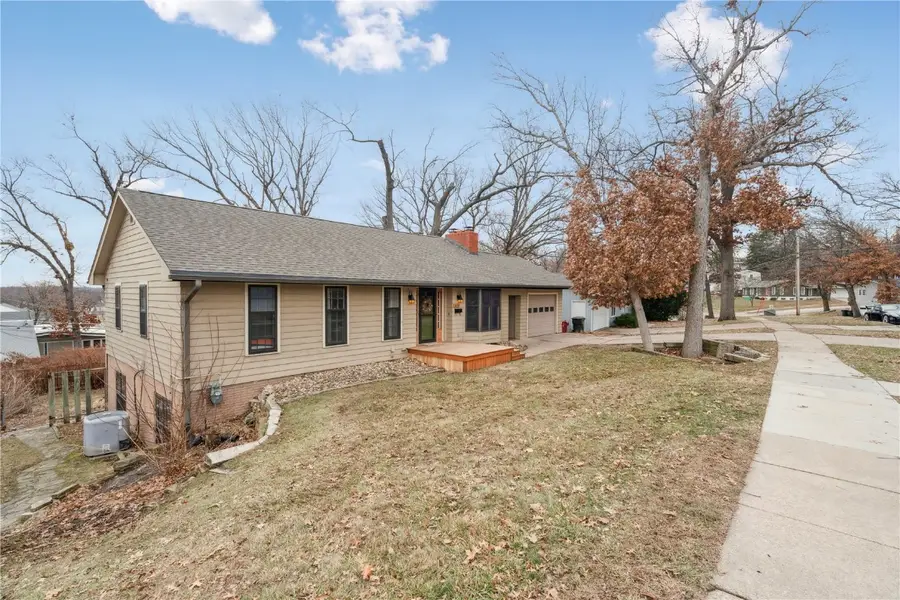 3824 Wenig Road Ne, Cedar Rapids, IA 52402 - Image #2