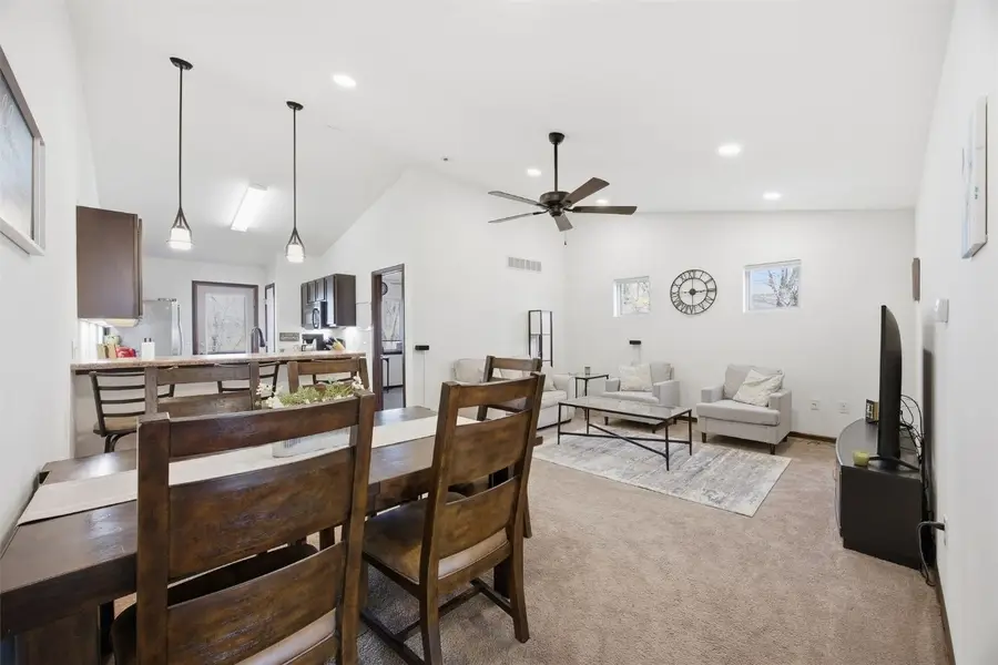 100 N Copeland Lane, North Liberty, IA 52317 - Image #3