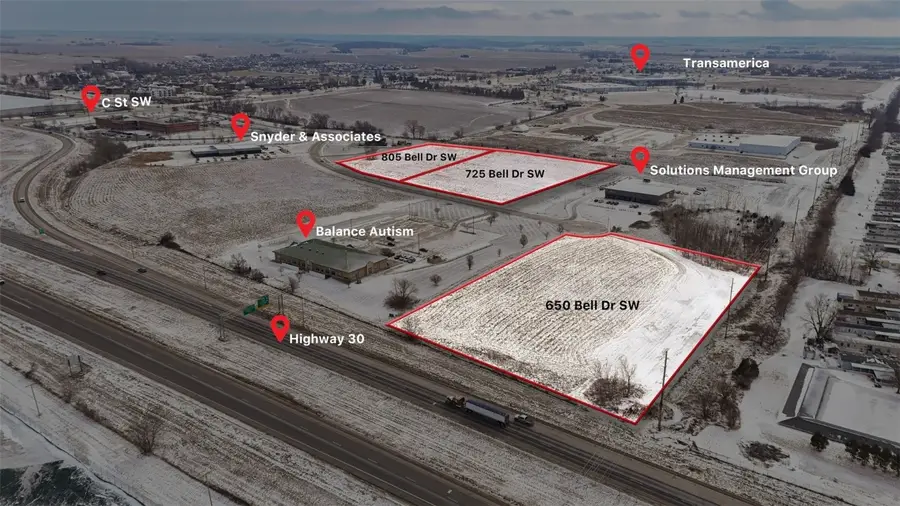 805 Bell Drive Sw, Cedar Rapids, IA 52404 - #2