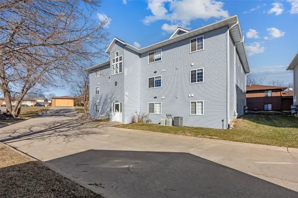 930A Boston Way #11, Coralville, IA 52241