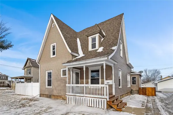 309 W 6th Street, Vinton, IA 52349