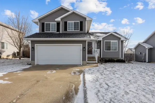 3425 Falcon View Road Sw, Cedar Rapids, IA 52404