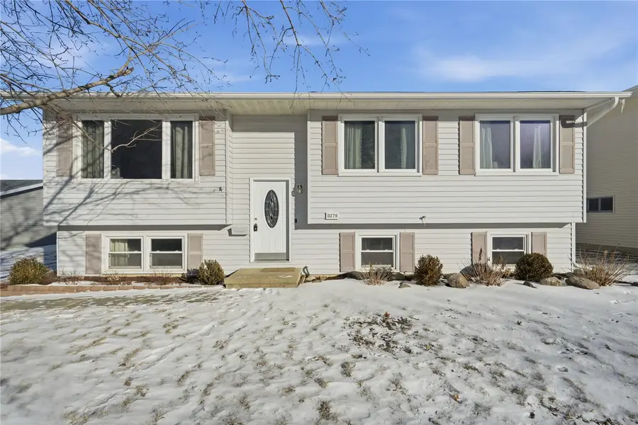 3270 28th Ave, Marion, IA 52302 - #2