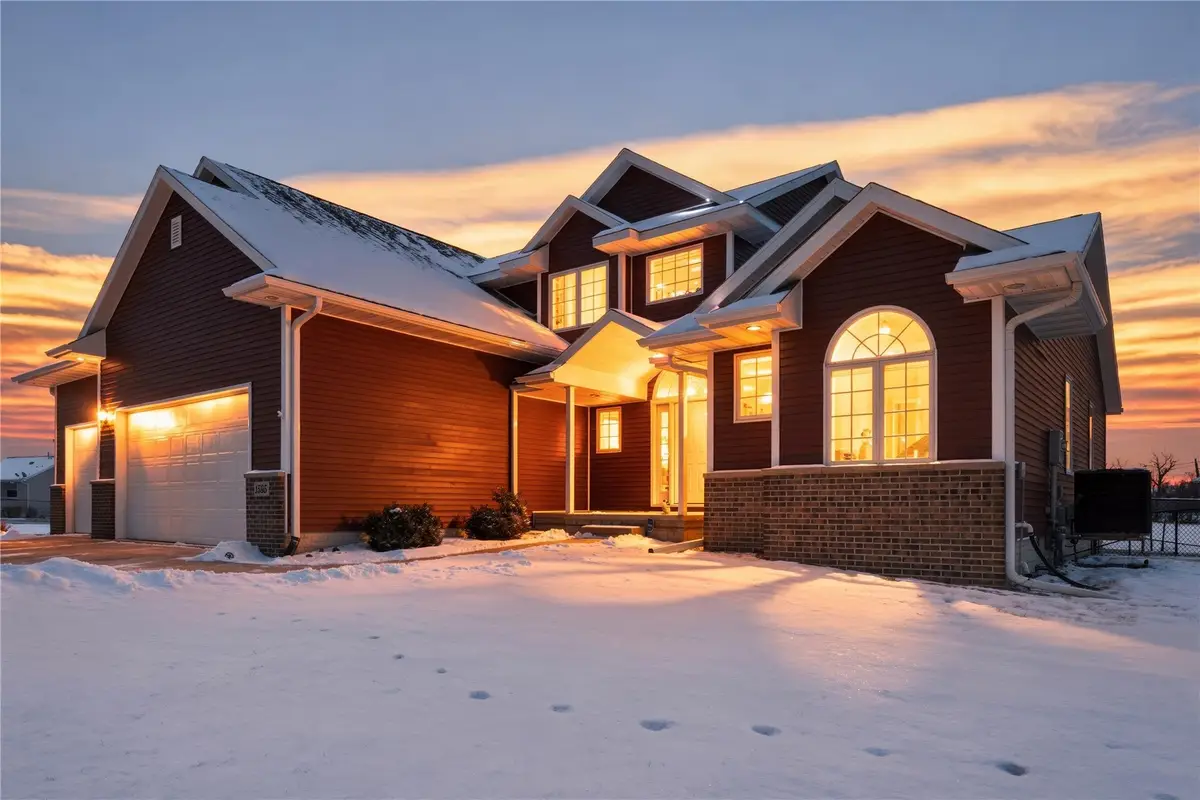 1595 Valentine Circle, Marion, IA 52302 - Image #1