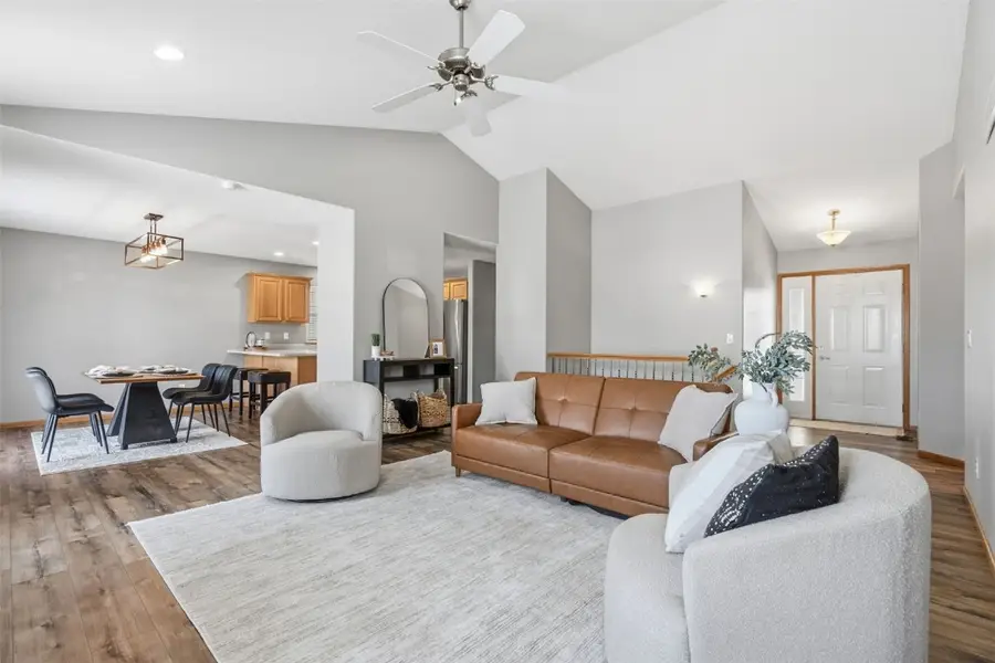 1110 Capri Drive Ne, Cedar Rapids, IA 52402 - Image #3