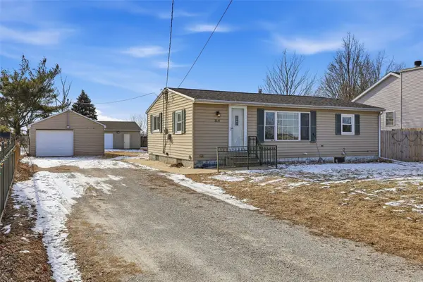 2641 Worthington Drive Sw, Cedar Rapids, IA 52404