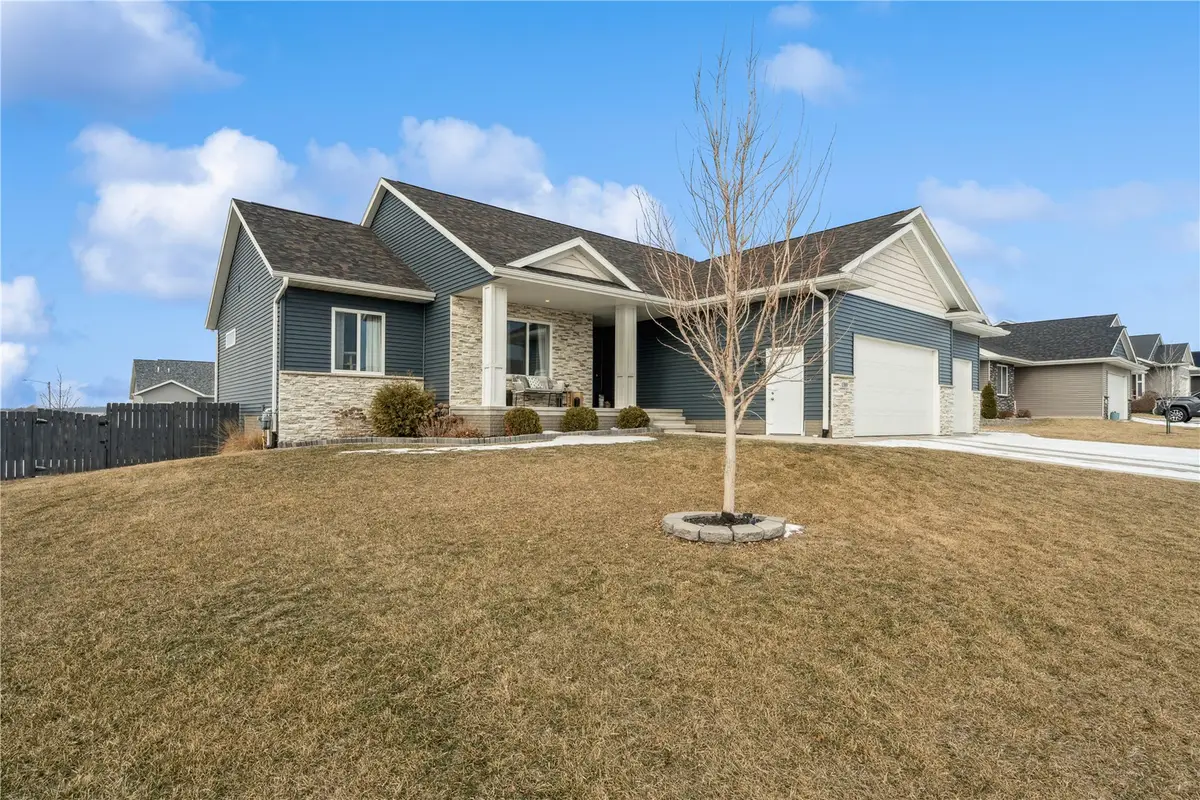 1389 Cardinal Drive, Fairfax, IA 52228 - #1