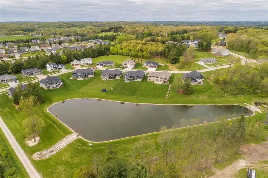 3123 Timber Ridge Court, Hiawatha, IA 52233 - Image #2