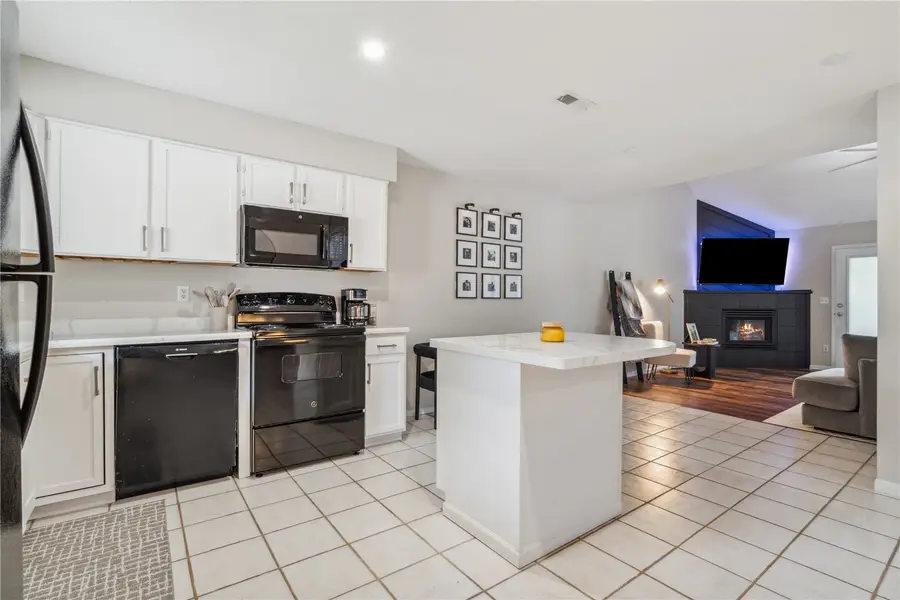 189 Stephans St, Tiffin, IA 52340 - Image #2