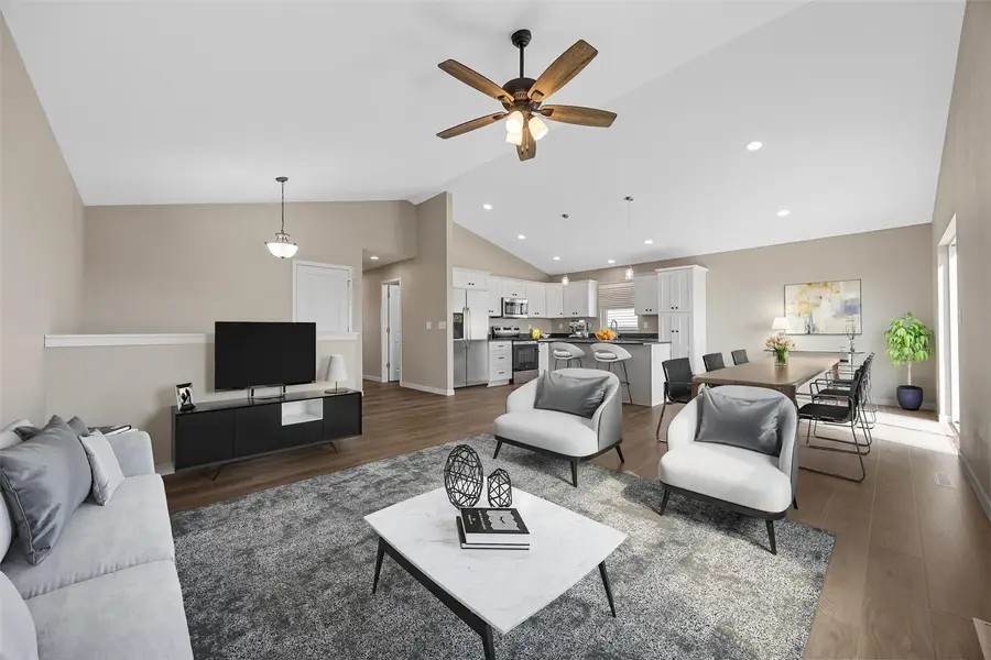 736 Indigo Drive, Palo, IA 52324 - #3